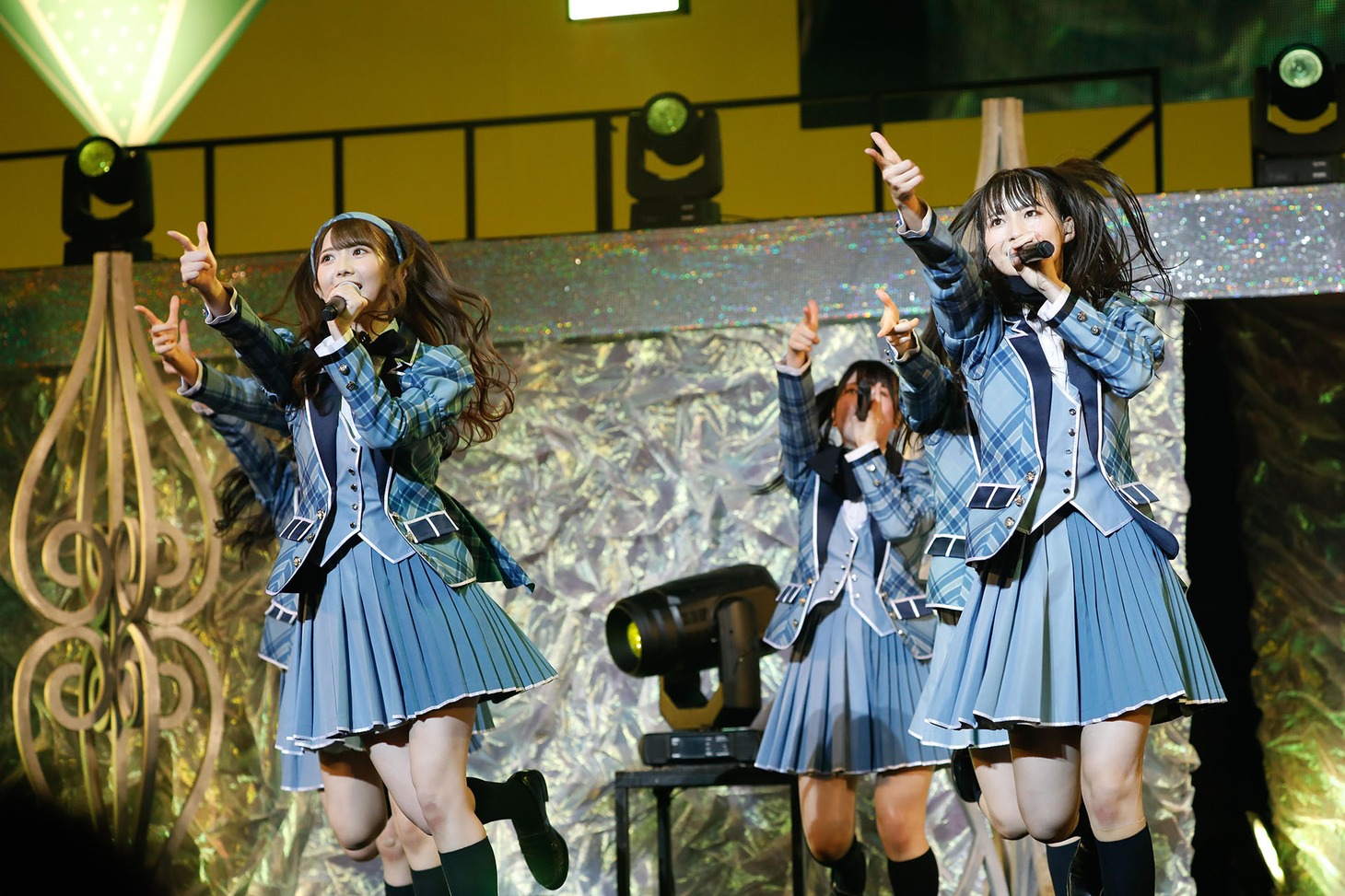 「≠ME 1stコンサート ～初めまして、≠MEです。～」の様子。(c)YOANI/KING RECORDS