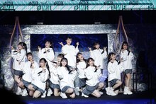 「≠ME 1stコンサート ～初めまして、≠MEです。～」の様子。(c)YOANI/KING RECORDS