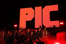 「≠ME 1stコンサート ～初めまして、≠MEです。～」の様子。(c)YOANI/KING RECORDS