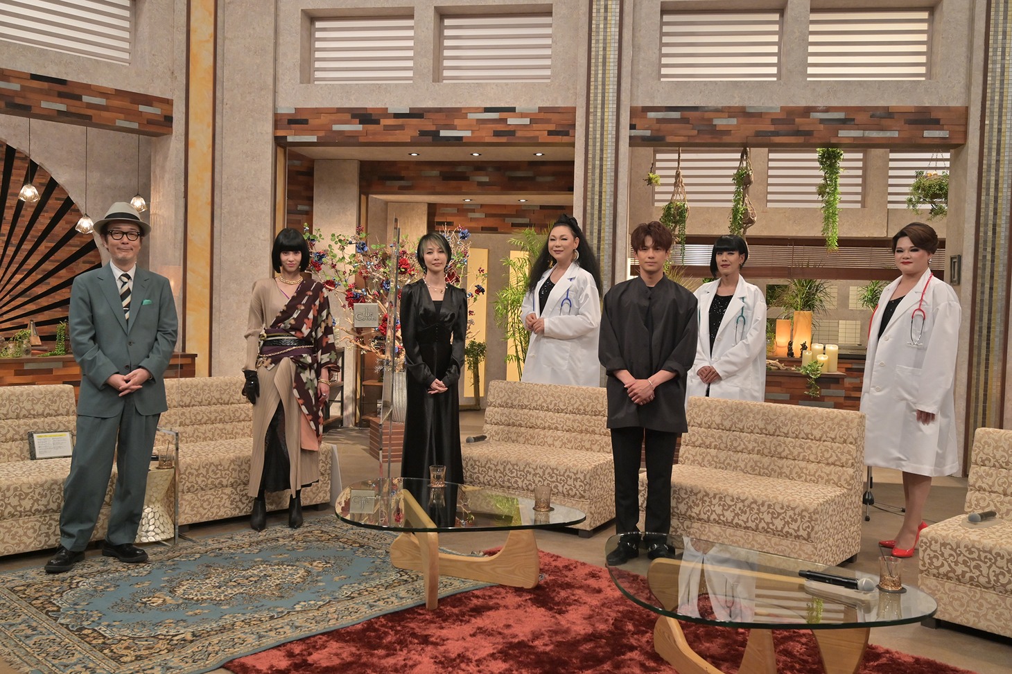 リリー・フランキー、水原希子、中島美嘉、MORISAKI WIN、星屑スキャット。（写真提供：NHK）