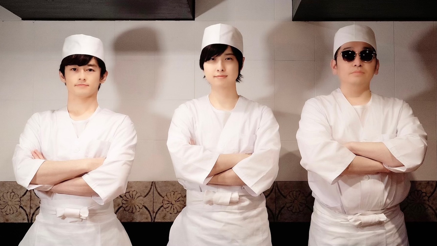 左より五十嵐雅（おこさまブランチ）、寺島惇太、michitomo（おこさまブランチ）。