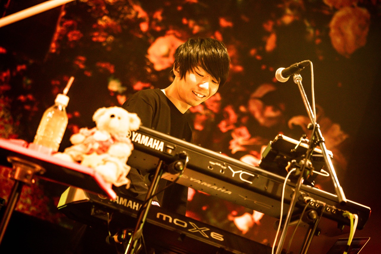 カメダタク（Syn）（Photo by Masayo）