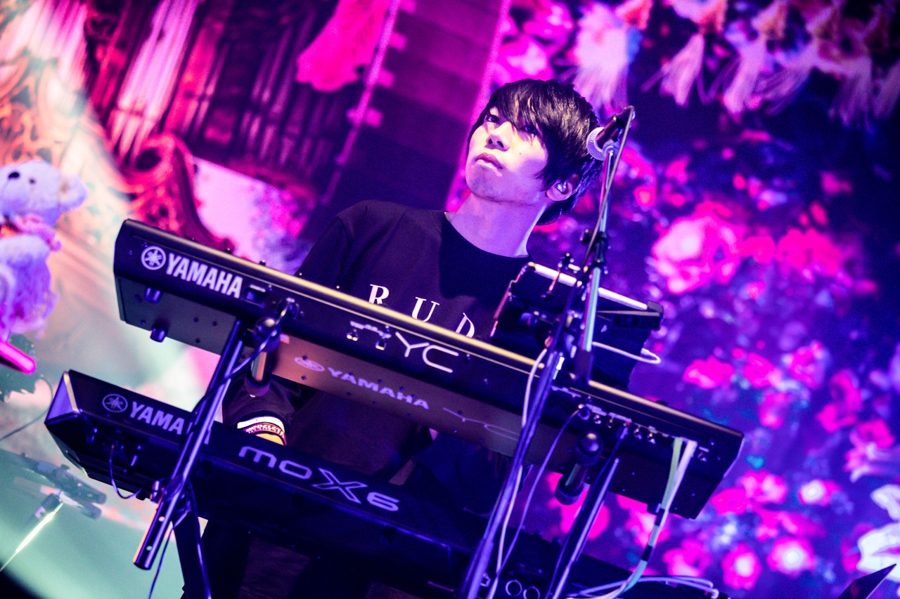 カメダタク（Syn）（Photo by Masayo）