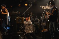 フラワーカンパニーズ（撮影：鈴木洋平）