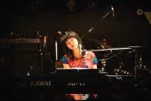 ヒグチアイ（撮影：鈴木洋平）