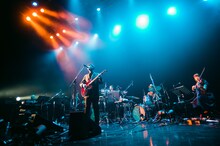 「折坂悠太単独公演2021＜＜＜うつつ＞＞＞」より。（Photo by yukitaka amemiya）