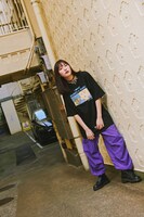 「Ado × 9090 SILENCE or DEATH Tee」着用イメージ