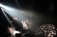 清水理子「あなたへ～This song for you～」の様子。