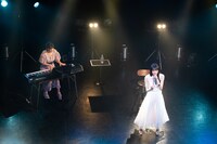 清水理子「あなたへ～This song for you～」の様子。