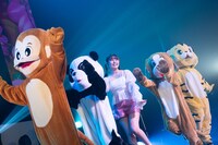 動物たちを従えた頓知気さきな。