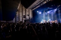 「XIIX LIVE TOUR『USELESS』」の様子。（Photo by Viola Kam［V'z Twinkle］）