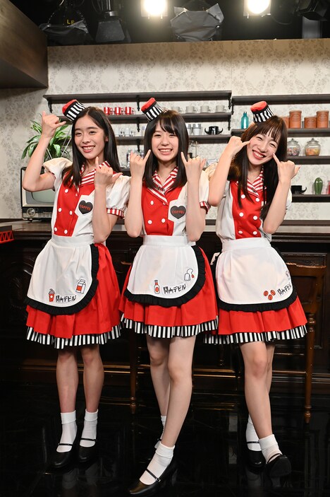 左から風見和香、小久保柚乃、桜木心菜。