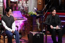 左から千葉雄大、田中圭。