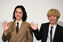 左から菅田将暉、Fukase（SEKAI NO OWARI）。