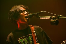 岸田繁（Vo, G）（撮影：岸田哲平）