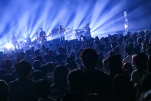 「くるりライブツアー2021」東京・Zepp Haneda（Tokyo）公演の様子。（撮影：岸田哲平）