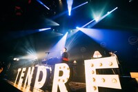 TENDREワンマンツアー「PIECE」東京公演の様子。（Photo by Ray Otabe）