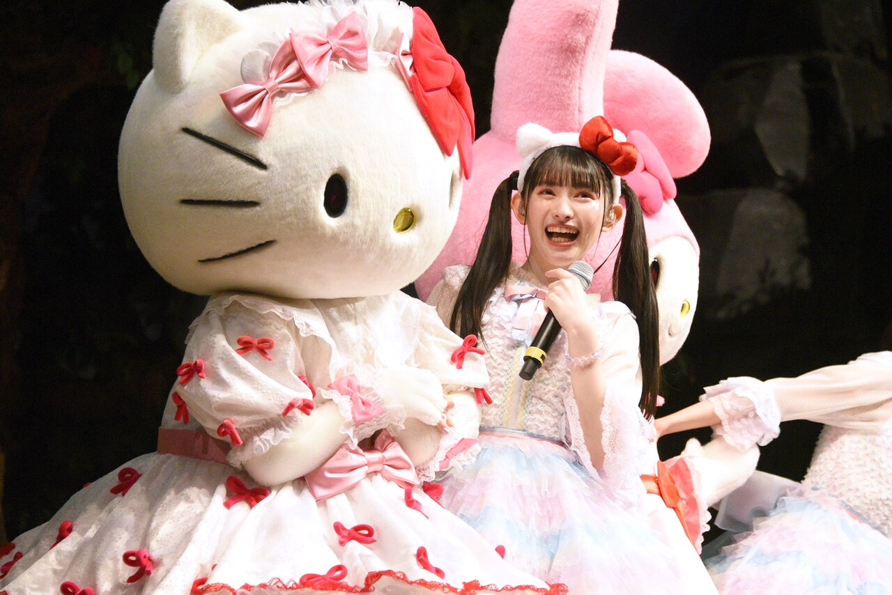 ハローキティ白鳥美麗物語 ストラップ サンリオ　渡辺直美 はろうきてぃ ハローキティ白鳥美麗物語 ストラップ サンリオ 渡辺直美 は