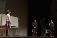 左から野中ここな、倉本美津留、森ハヤシ。