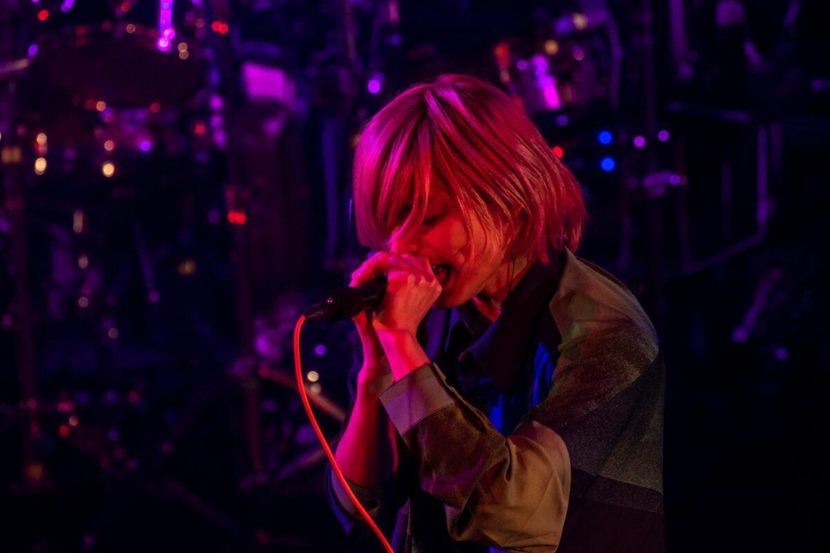 ラスベガスがオンラインライブを有観客で再現 1stアルバム配信記念のワンマンも決定 音楽ナタリー