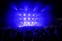 THE BACK HORN「『KYO-MEIストリングスツアー』feat.リヴスコール」東京・Zepp Haneda（TOKYO） 公演の様子。（Photo by Rui Hashimoto[SOUND SHOOTER]）