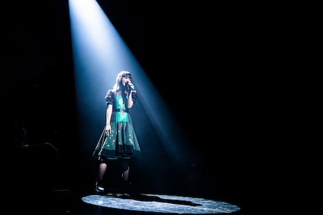 鎮目のどか（Photo by Masayo）