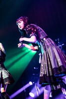 鎮目のどか（Photo by Masayo）