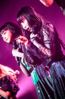 左から鎮目のどか、雅雀り子。（Photo by Masayo）