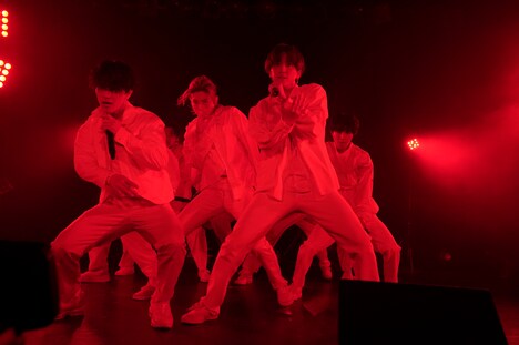 「円神 Anniversary LIVE ～First CIRCLE～」の様子。