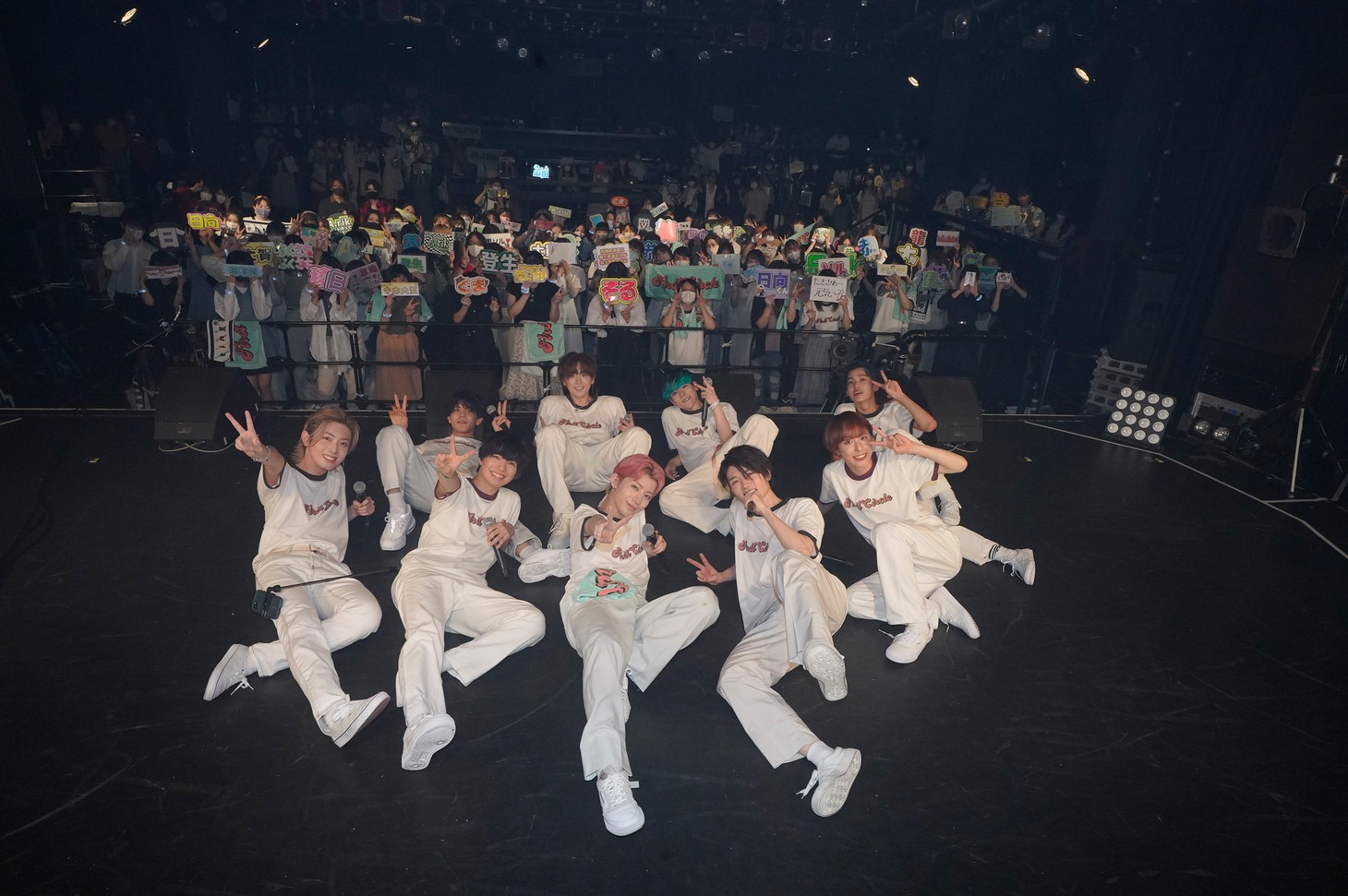 「円神 Anniversary LIVE ～First CIRCLE～」の様子。