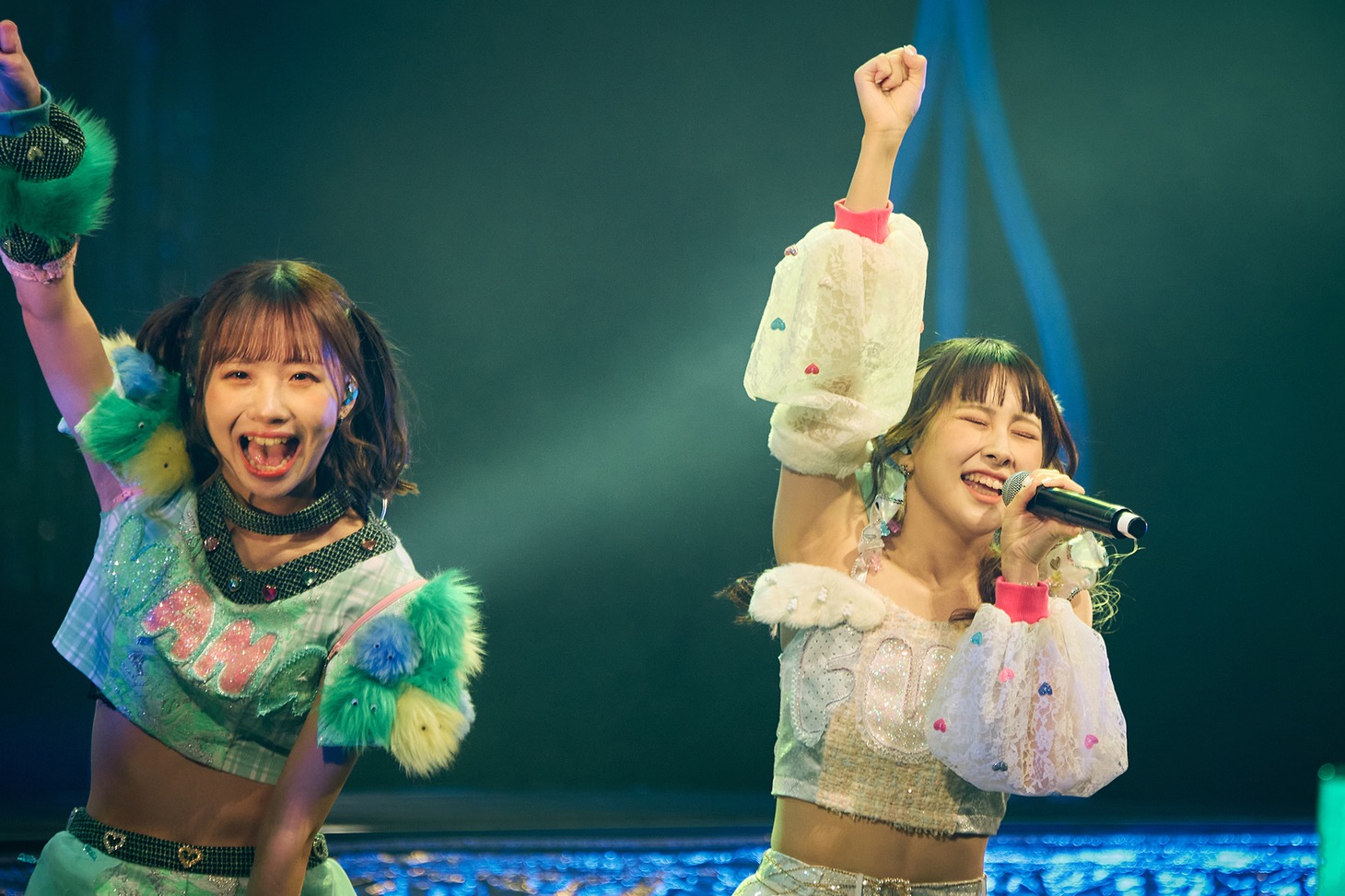 左から七瀬マナ、楓フウカ。（Photo by Jumpei Yamada）