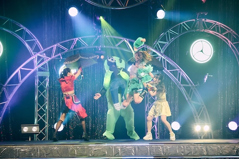 悪の支配者に強烈なアッパーカットをかます七瀬マナ。（Photo by Jumpei Yamada）