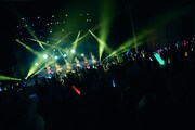 「クマリデパート 7thワンマンライブ in LINE CUBE SHIBUYA『あのクマとあの場所あで』」の様子。（Photo by Jumpei Yamada）