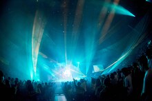 マカロニえんぴつ「マカロックツアーvol.11 ～いま会いに行くをする篇～」の様子。（撮影：酒井ダイスケ）