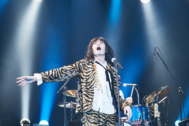 「志磨遼平『IDIOT TOUR 2020』-TOKYO IDIOT-」の様子。（撮影：粂井健太）