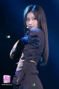 サナ