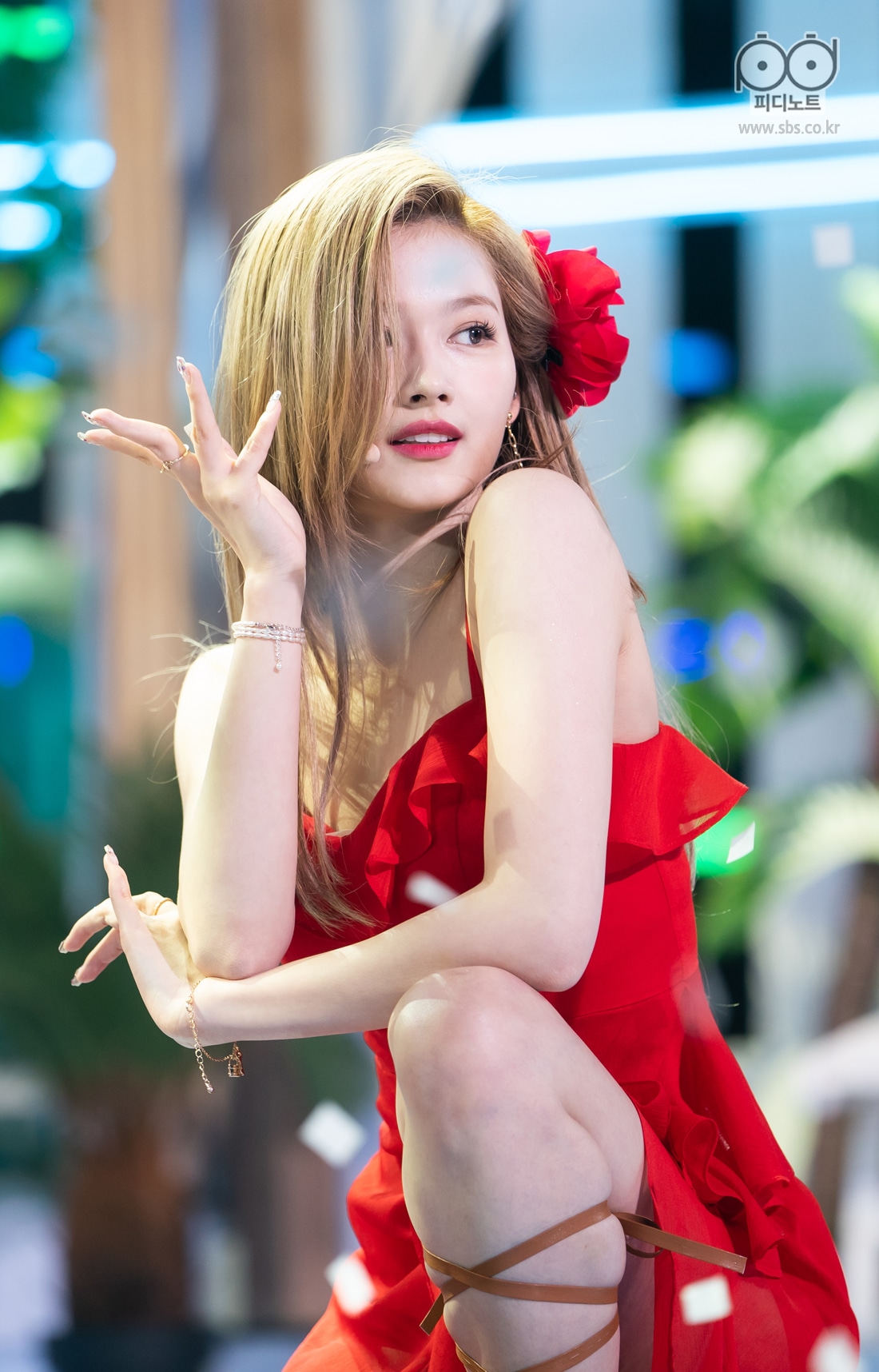 サナ