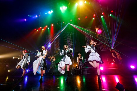 TEAM SHACHI「TEAM SHACHI TOUR 2021 ~東名阪でオトす!!~」USEN STUDIO COAST公演の様子。(撮影:笹森健一)