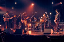 「Karin. 1st Live "solitude time"」の様子。（撮影：関信行）