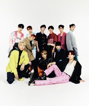 THE BOYZ「SPUR」2021年8月号掲載カット