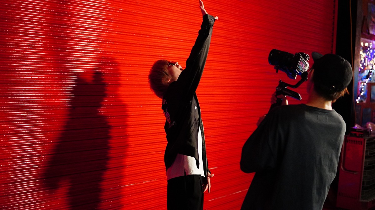 Amber's「DRIVE」メイキング写真