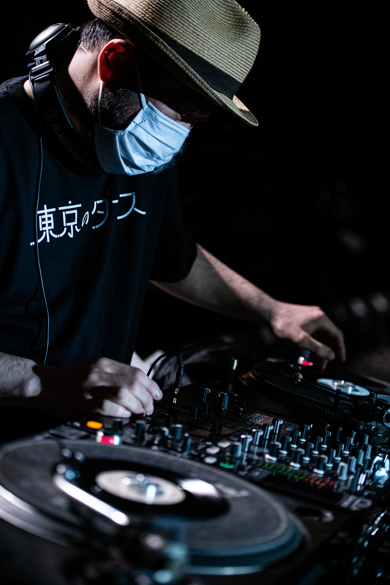 新井俊也