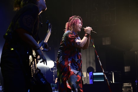 あらき（撮影：小松陽祐［ODD JOB］）