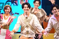 矢部昌暉（DISH// / 中央）