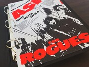 バインダーに収めたASPフリーペーパー。