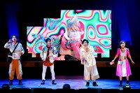 「『天才てれびくん the STAGE』～バック・トゥ・ザ・ジャングル～」公開ゲネプロの様子。（撮影：曳野若菜）(c)「天才てれびくん the STAGE」製作委員会