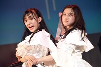 左から村星りじゅ、芹澤もあ。