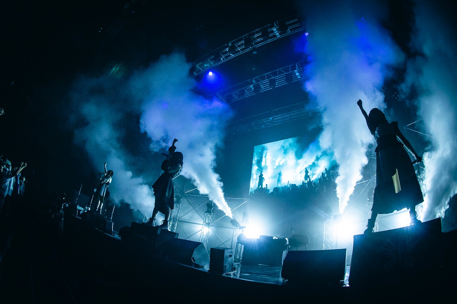 DESURABBITS（Photo by Sana Utsumi）