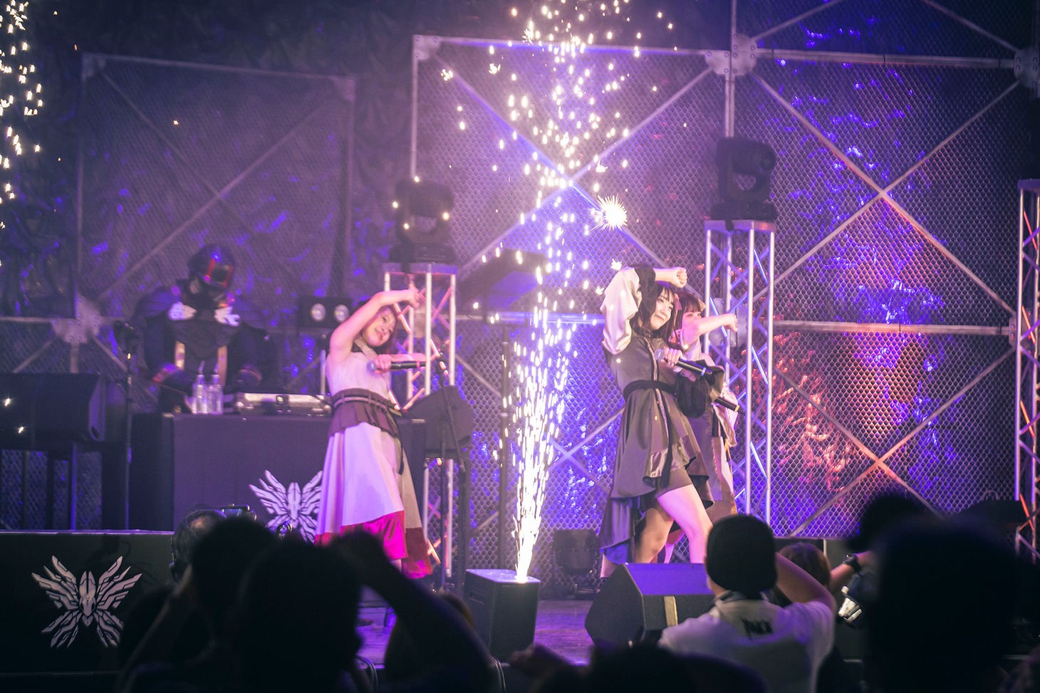 DESURABBITS（Photo by Sana Utsumi）