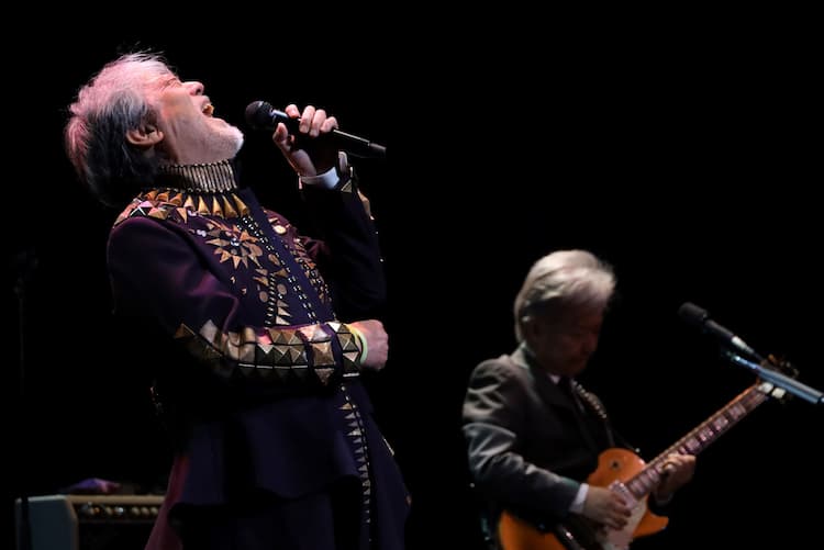 沢田研二の2022年は「初詣ライブ！」で幕開け - 音楽ナタリー
